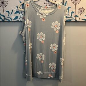 Plus Size women’s Floral Top Gray Pink Sleeveless 2XL NWOT PRICED REDUCED